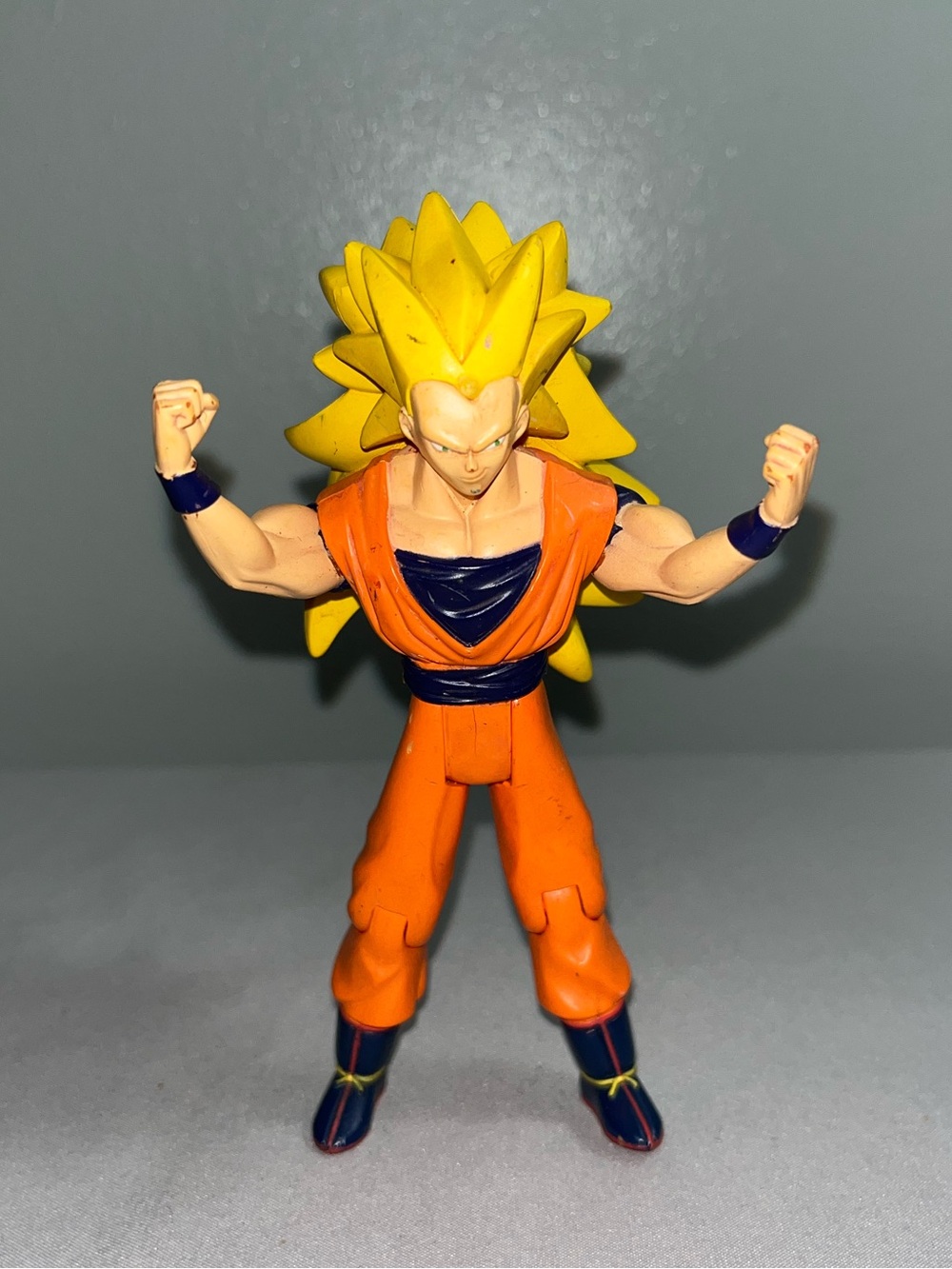 2000 Irwin Dragon Ball Z Super Saiyan 3 Son Goku Action Figure